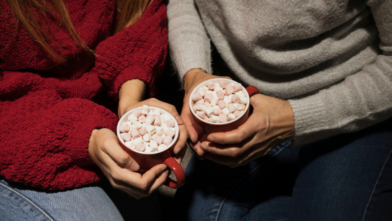 Couplebloom: 5 Dates You Go on Only When You're a Serious Couple