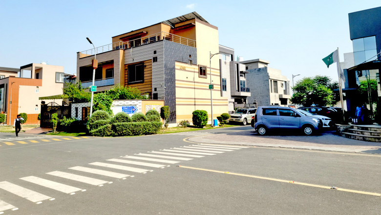 Why 5 Marla Plot in Lahore Remains the First Choice for Urban Homebuyers?