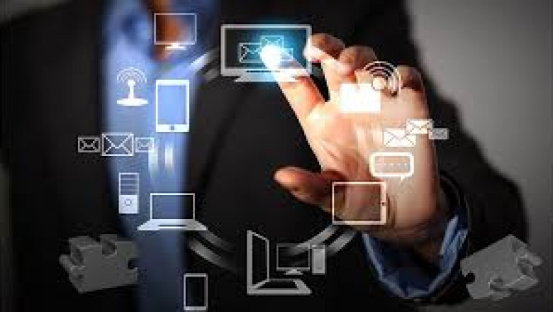 Decentralized Application Development Services - key technological features & industry trends