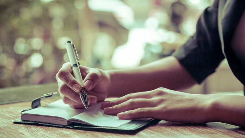 How To Hire Expert Memoir Ghostwriters