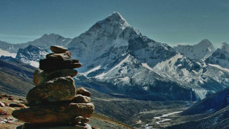 Everest High Pass Trekking – A Complete Guide
